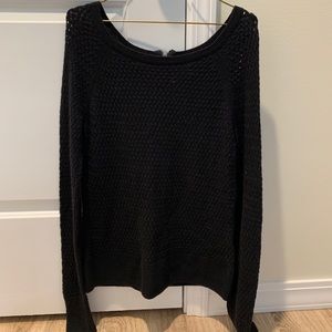 American Eagle sweater! Zipper detail on back